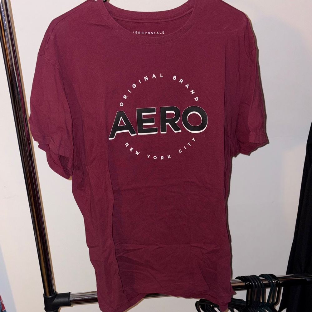 Aeropostale Men's Burgundy Graphic Tee
